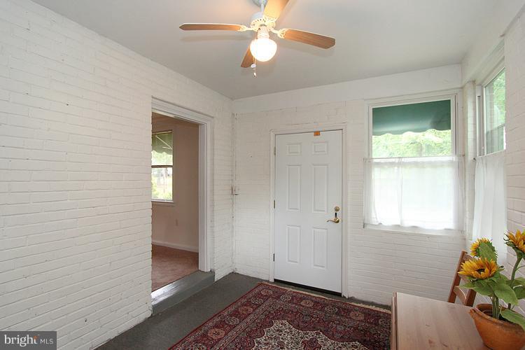 608 Ritchie Avenue Silver Spring, MD 20910 - Photo 16 of 23 Interior (General)