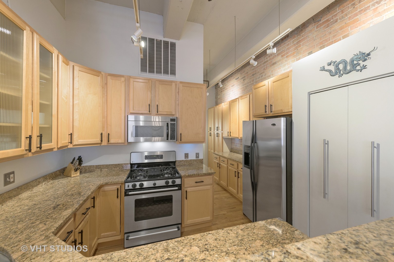 1327 West Washington Boulevard, Unit 2A Chicago, IL 60607 - Photo 14 of 31