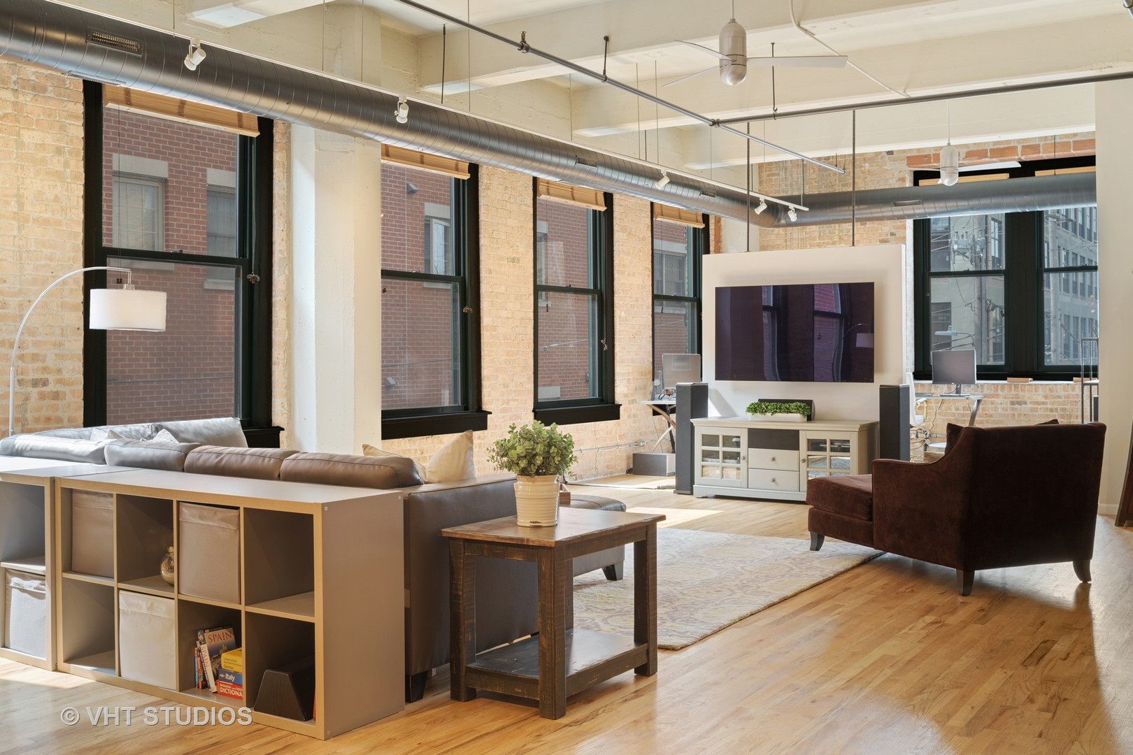 1327 West Washington Boulevard, Unit 2A Chicago, IL 60607 - Photo 3 of 31