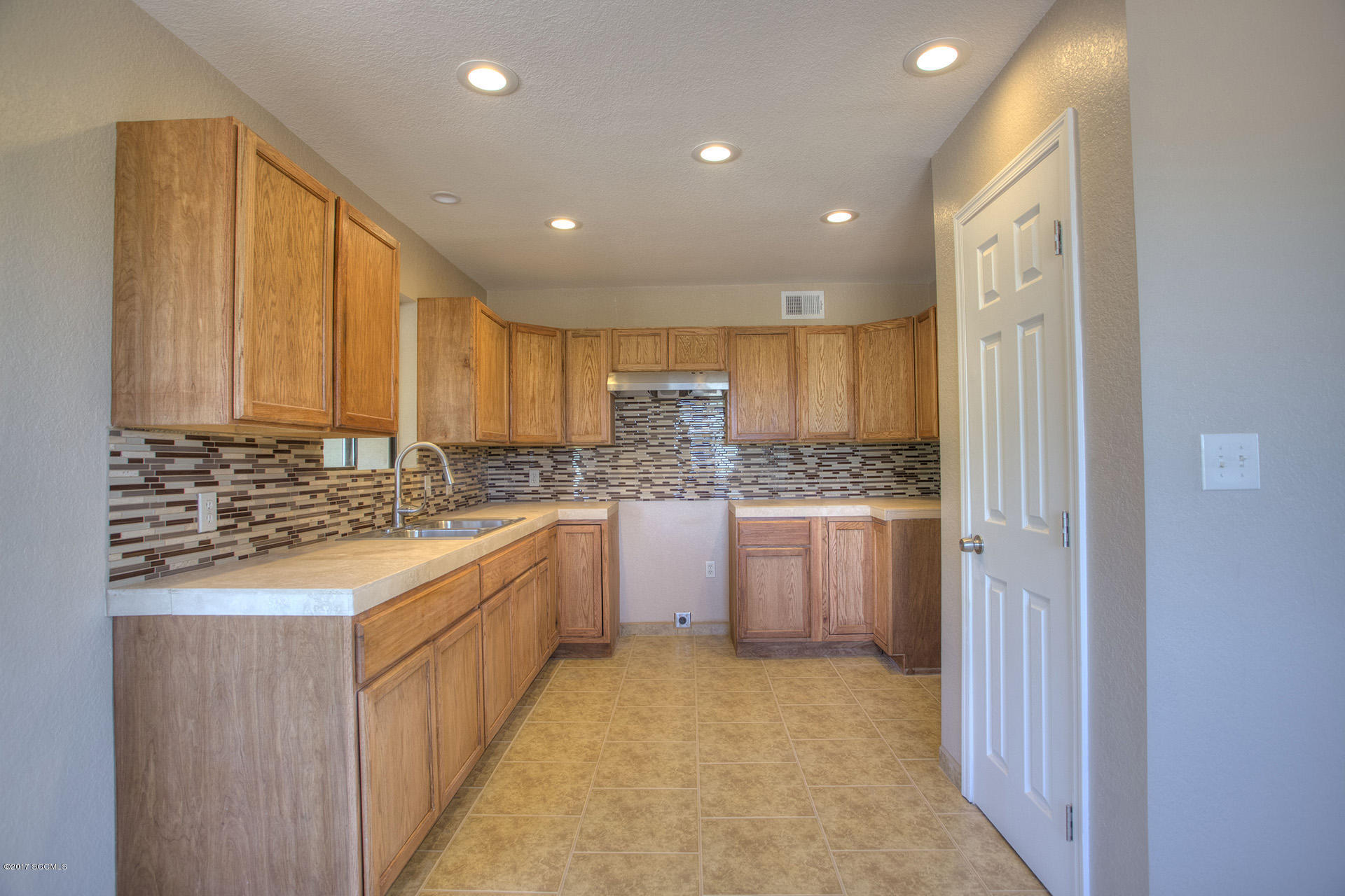 202 Petalo Court Rio Rico, AZ 85648 - Photo 3 of 26 Gallery Image 3
