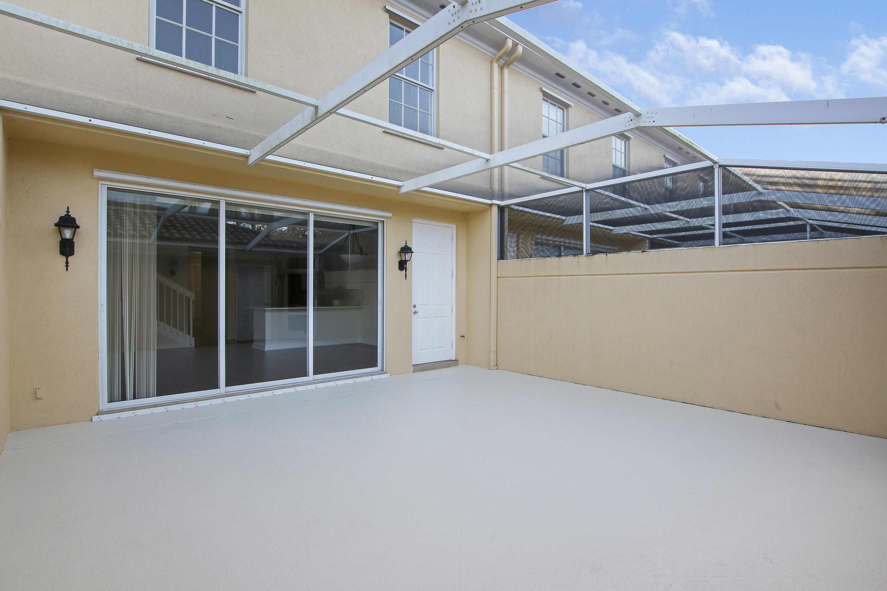 1931 Frederick Small Road Jupiter, FL 33458 - Photo 34 of 46 ENTERTAINING PATIO