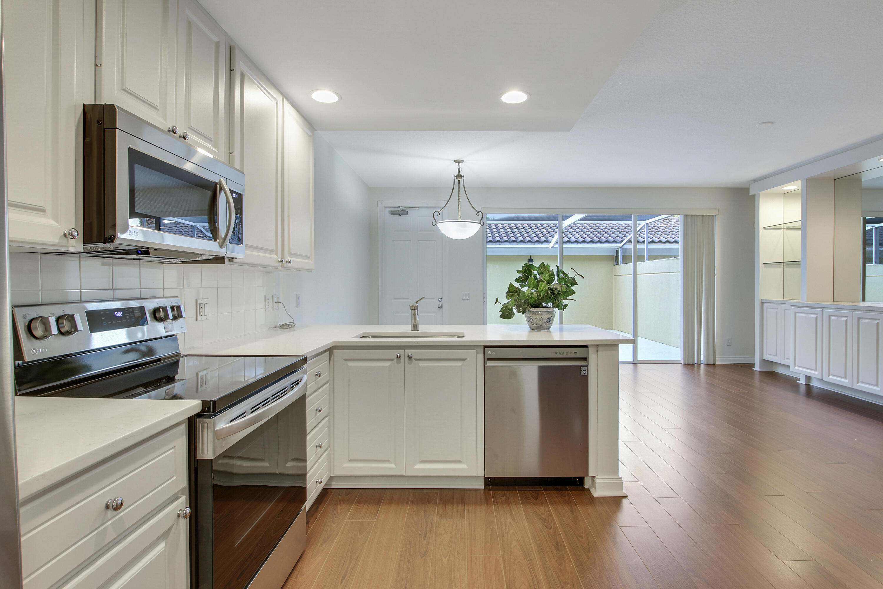 1931 Frederick Small Road Jupiter, FL 33458 - Photo 10 of 46 NEW APPLIANCES