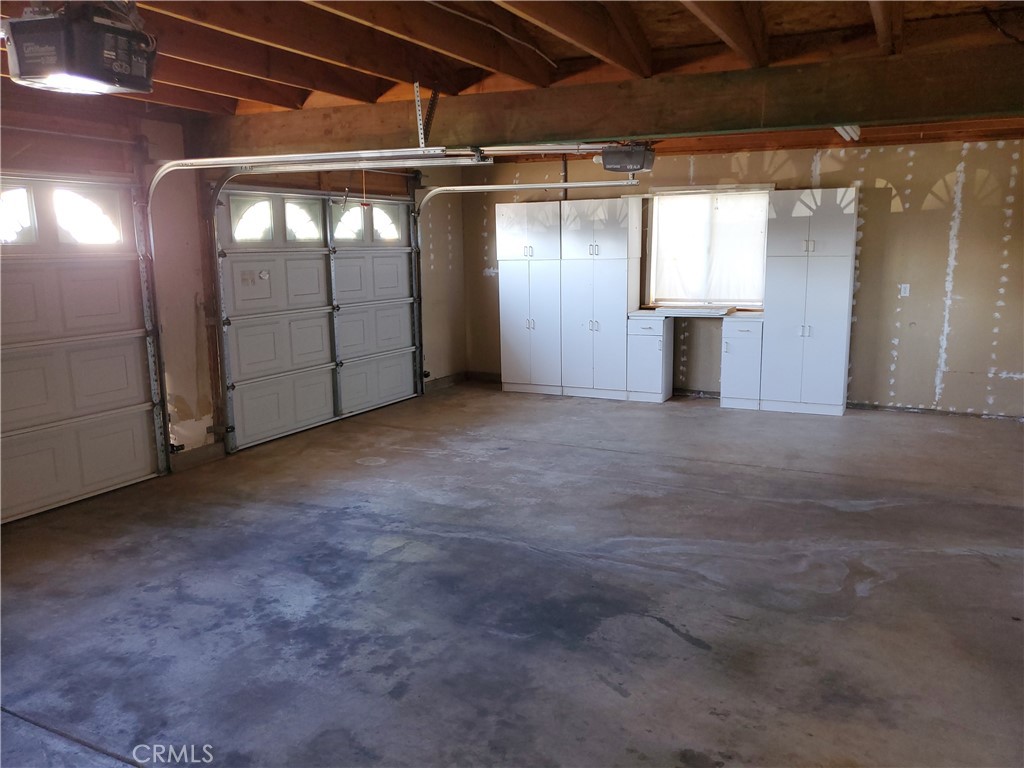 76 Orchardcrest Drive Oroville, CA 95965 - Photo 21 of 24 an empty room with windows
