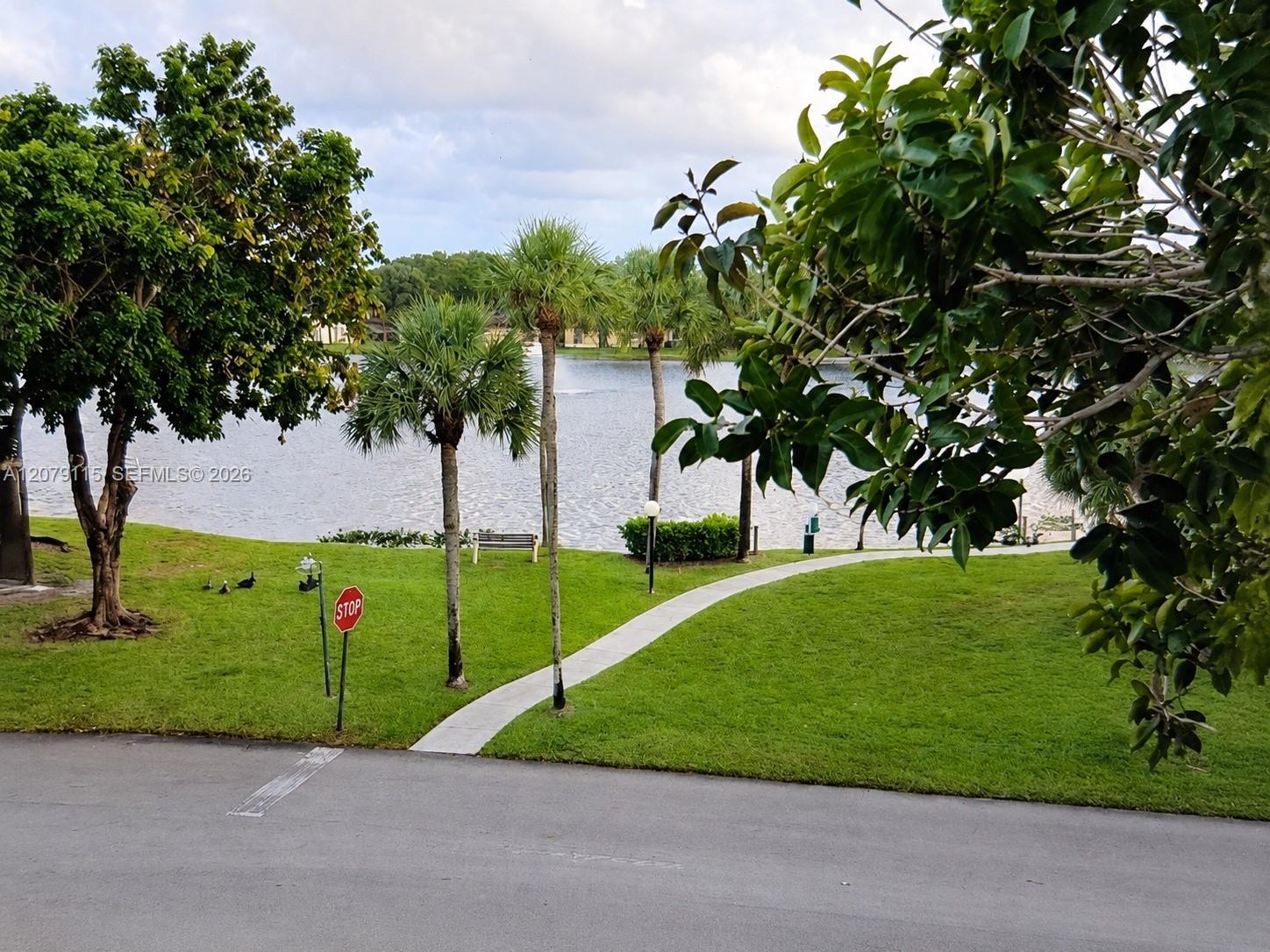 112 Fox Road, Unit 250 Hollywood, FL 33024 - Photo 24 of 27 Gallery Image 24