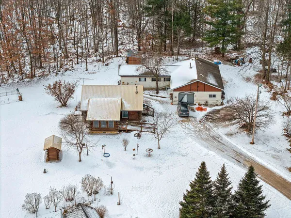 $349,900 | W2757 County Road B, Marinette, WI 54143