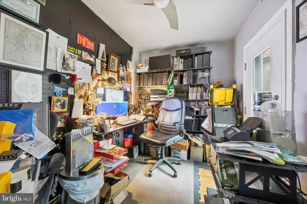 $2,750 | 916 Clinton Street, Philadelphia, PA 19107