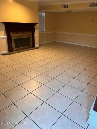 $1,100 | 1129 Woodfield Drive, Jackson, MS 39211