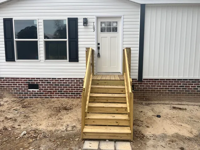 $250,000 | 109 Martin Drive, Eutawville, SC 29048