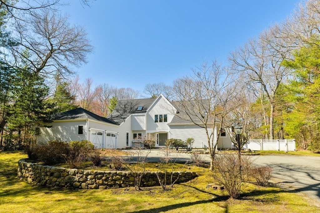 3 Powder House Road Dover, MA 02030 - Photo 3 of 33 Gallery Image 3