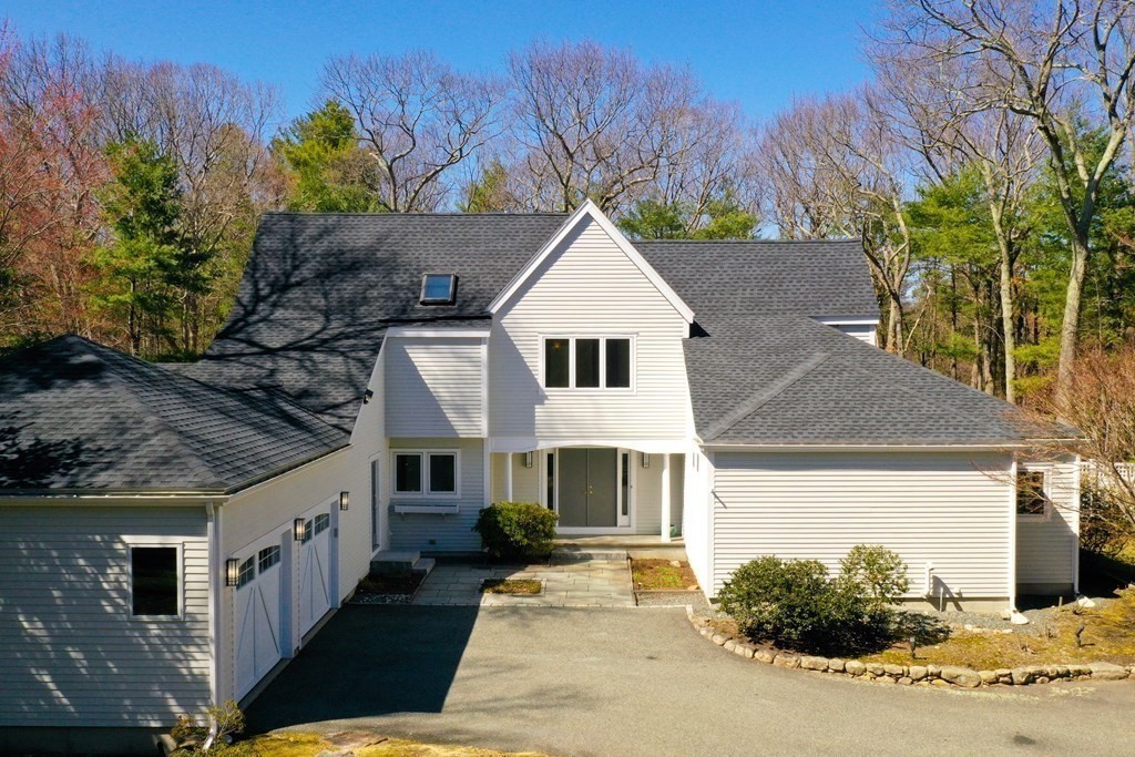 3 Powder House Road Dover, MA 02030 - Photo 4 of 33 Gallery Image 4