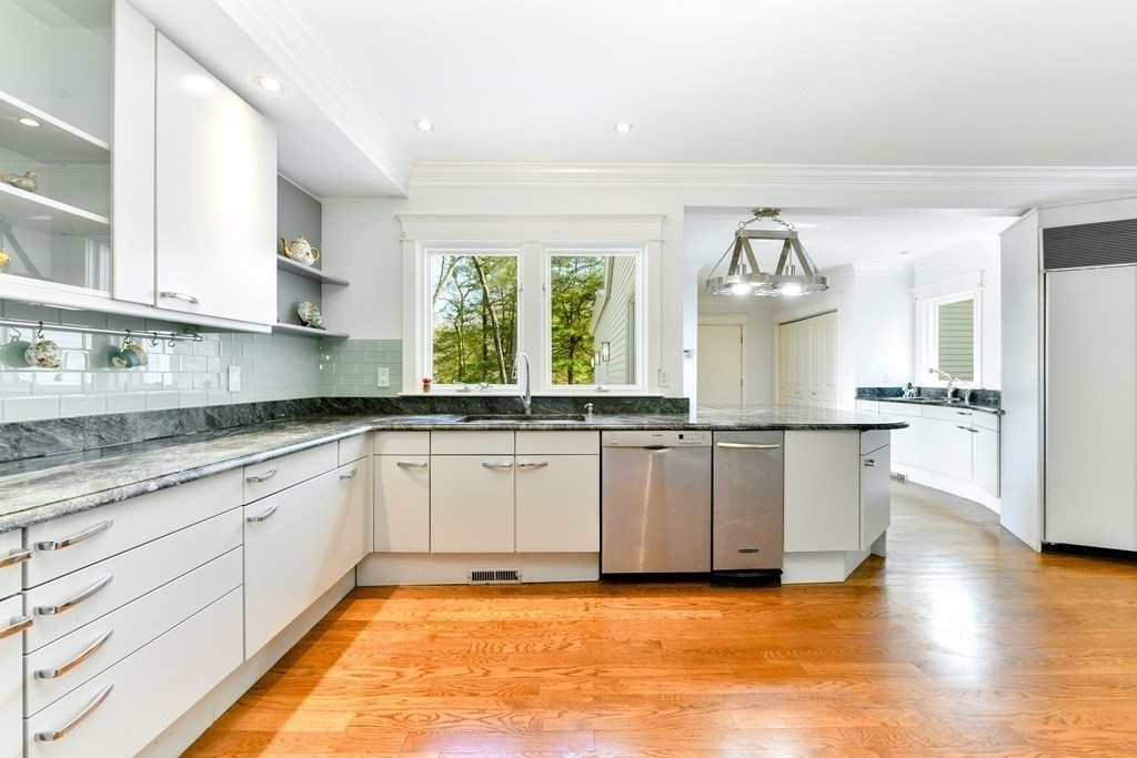 3 Powder House Road Dover, MA 02030 - Photo 7 of 33 Gallery Image 7