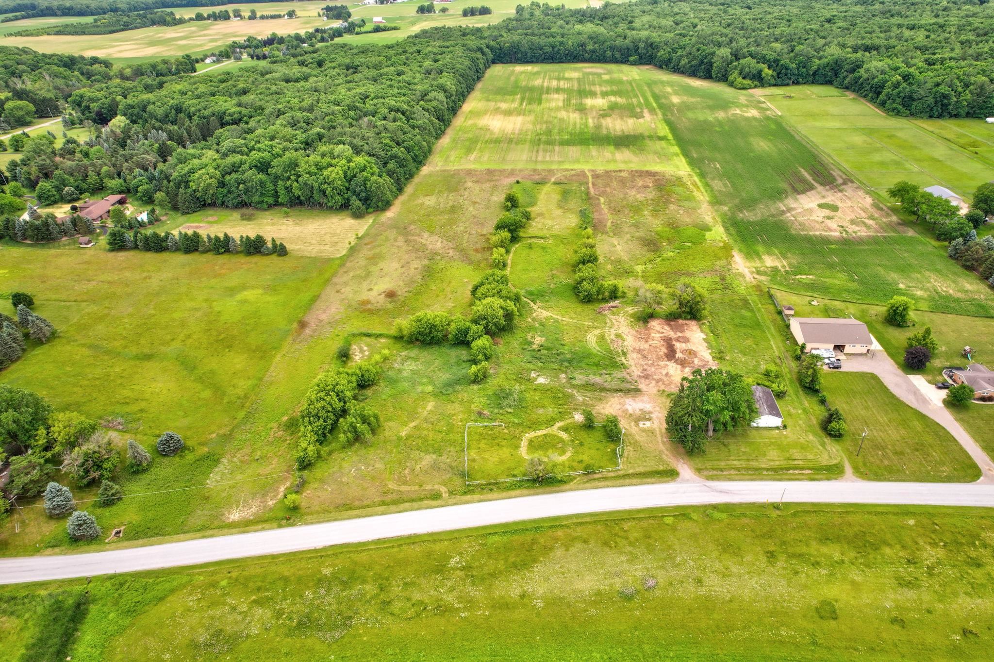 7670 East Curtis Road Frankenmuth, MI 48734 - Photo 5 of 30