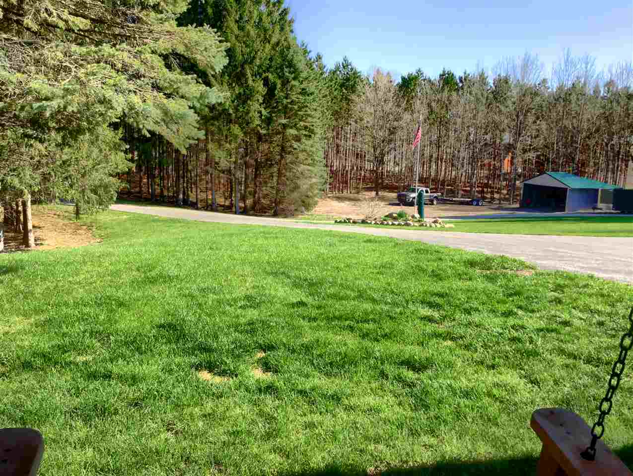 9760 South Maple City Road Maple City, MI 49664 - Photo 32 of 58 1884894-31.JPG