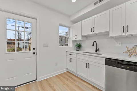 $219,000 | 524 East 27th Street, Baltimore, MD 21218