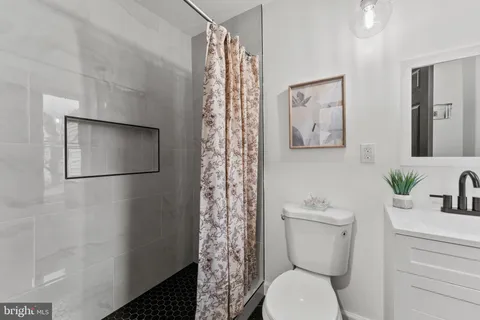 $219,000 | 524 East 27th Street, Baltimore, MD 21218