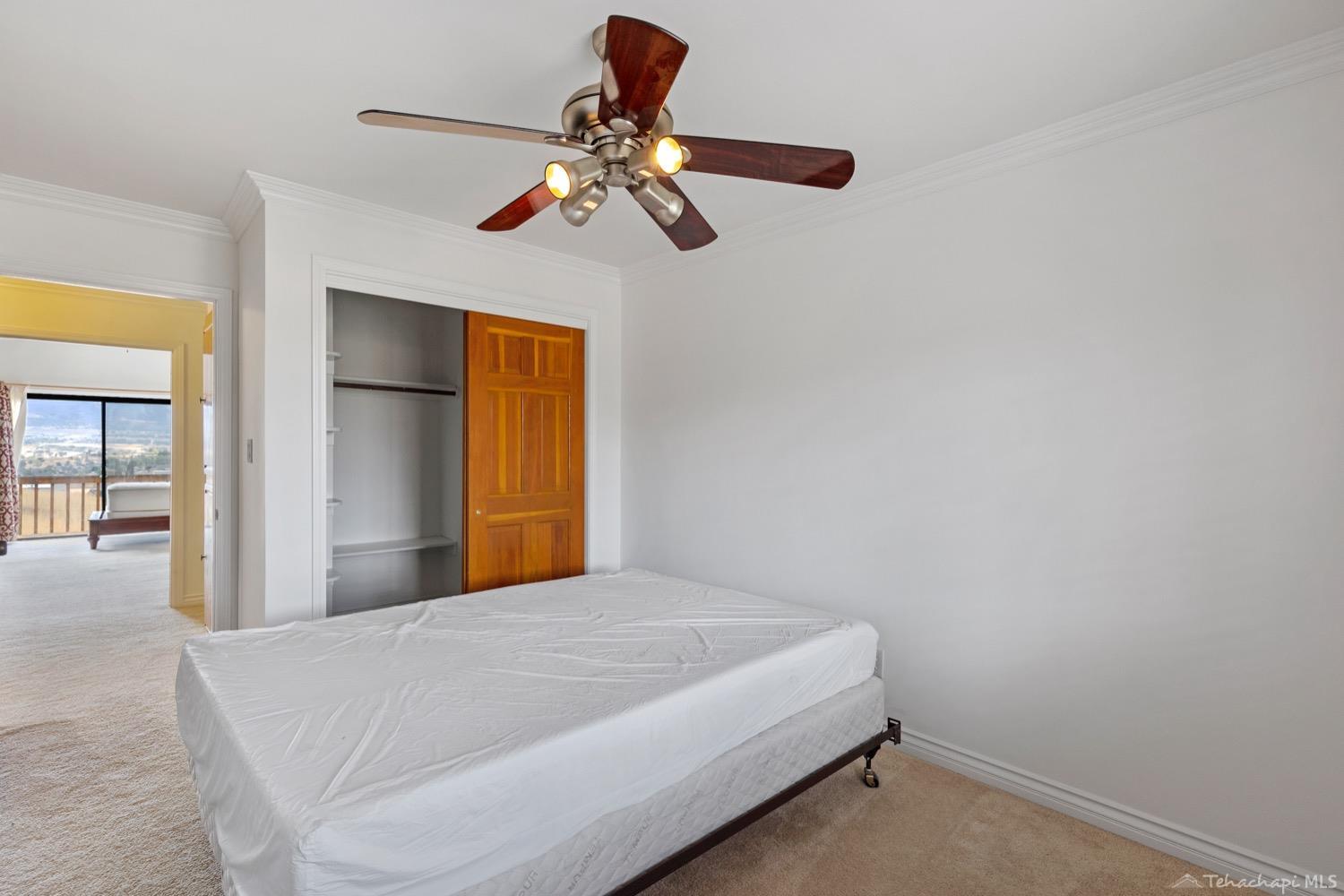 23980 Woodford-Tehachapi Road Tehachapi, CA 93561 - Photo 12 of 47 Gallery Image 12