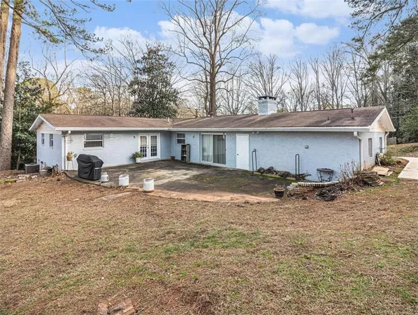 $3,000 | 3590 Cloudland Drive, Stone Mountain, GA 30083