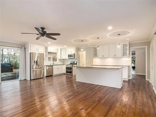 $3,000 | 3590 Cloudland Drive, Stone Mountain, GA 30083