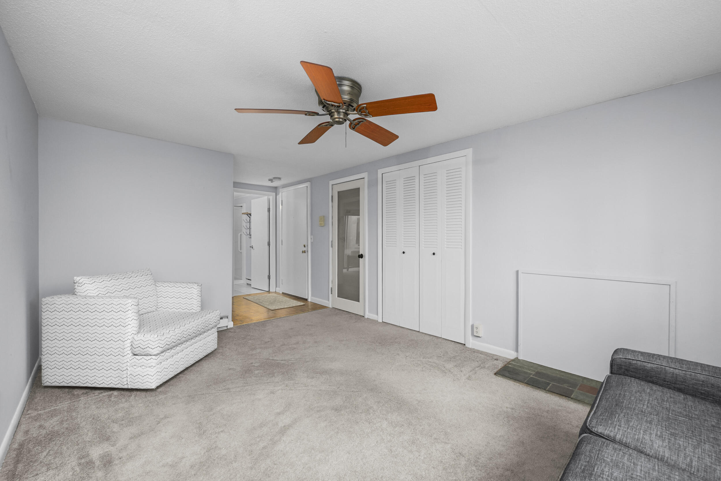 855 South W Main Street, Unit 7 Hyannis, MA 02601 - Photo 6 of 22 6_dsc_6074