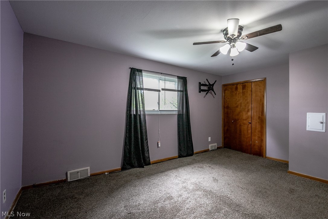 16390 Rockside Road Maple Heights, OH 44137 - Photo 14 of 21
