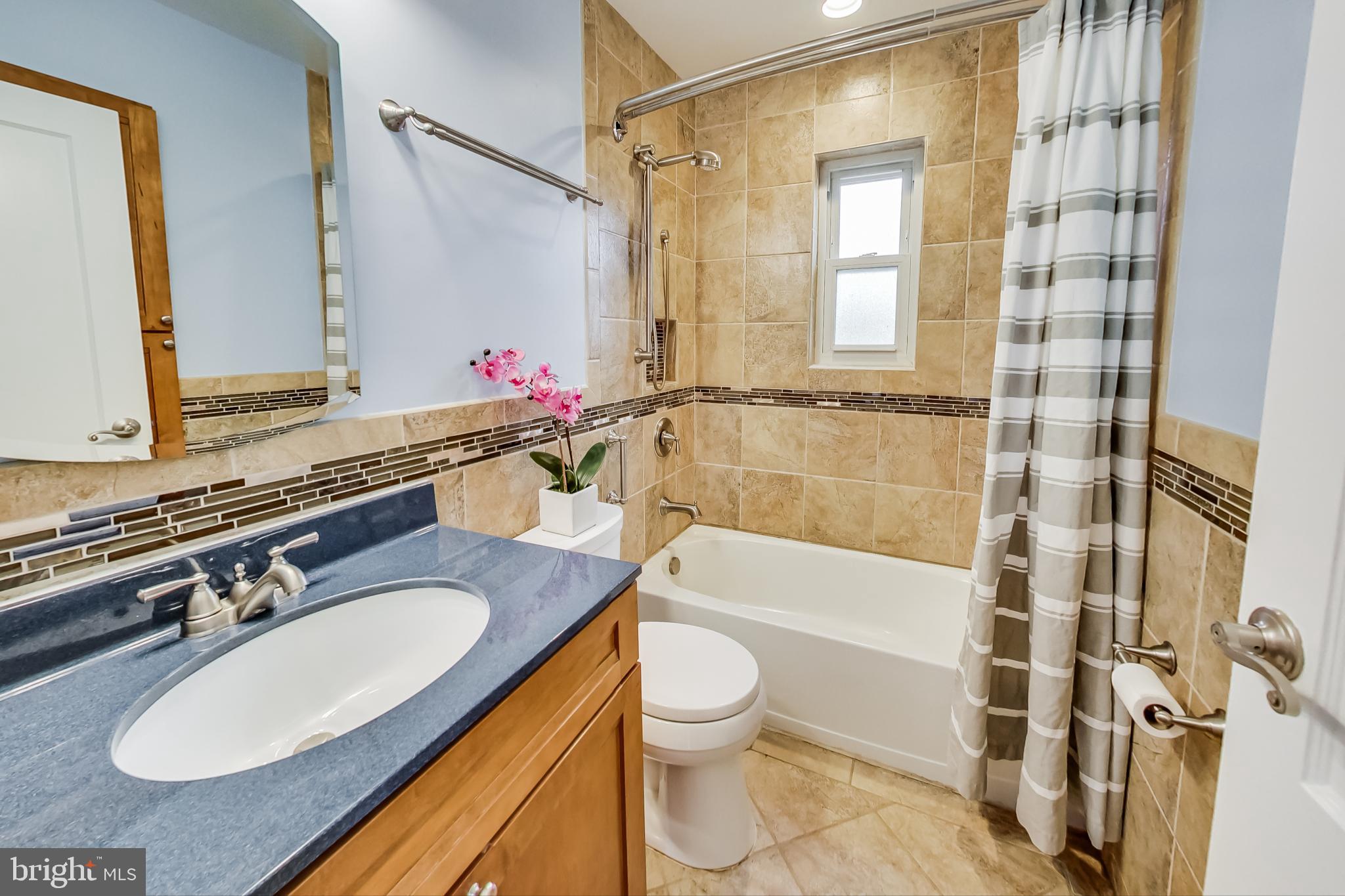 2411 Eccleston Street Silver Spring, MD 20902 - Photo 17 of 62 Main Level Full Bath