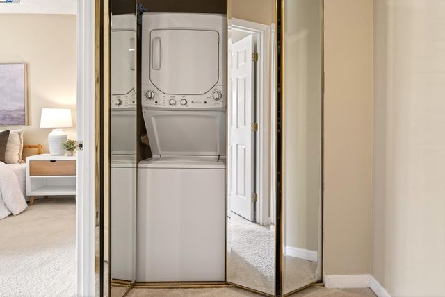 a view of living room washer and dryer