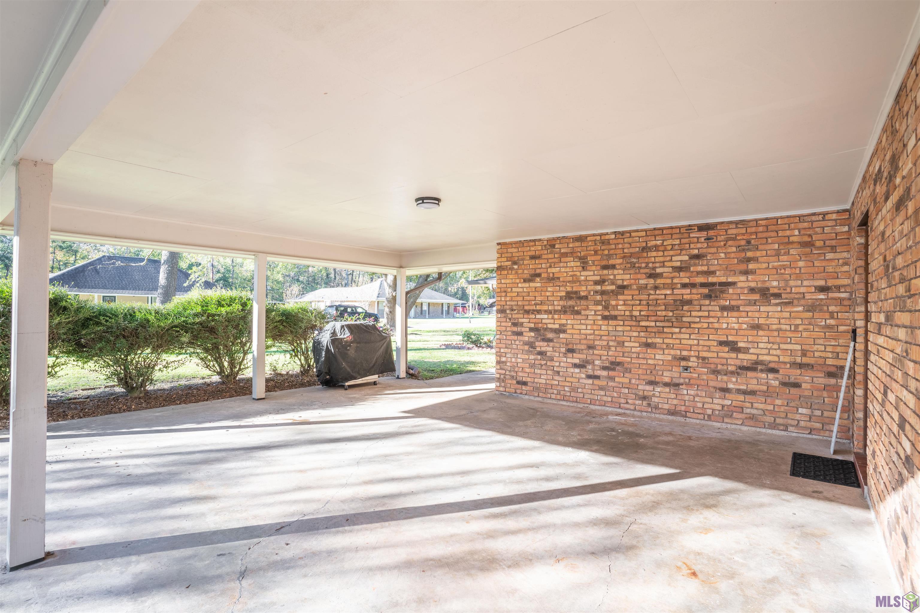 30754 Country Club Lane Denham Springs, LA 70726 - Photo 20 of 24