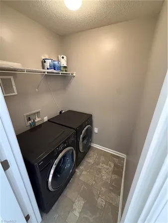 $1,495 | 3375 Kensington Place, Winston-Salem, NC 27103