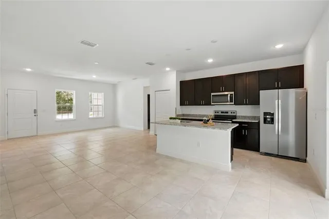 $1,900 | 7738 North Creek Way, Citrus Springs, FL 34434