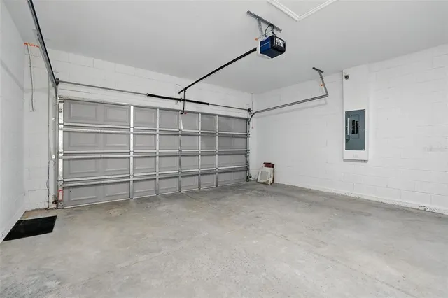 $1,900 | 7738 North Creek Way, Citrus Springs, FL 34434