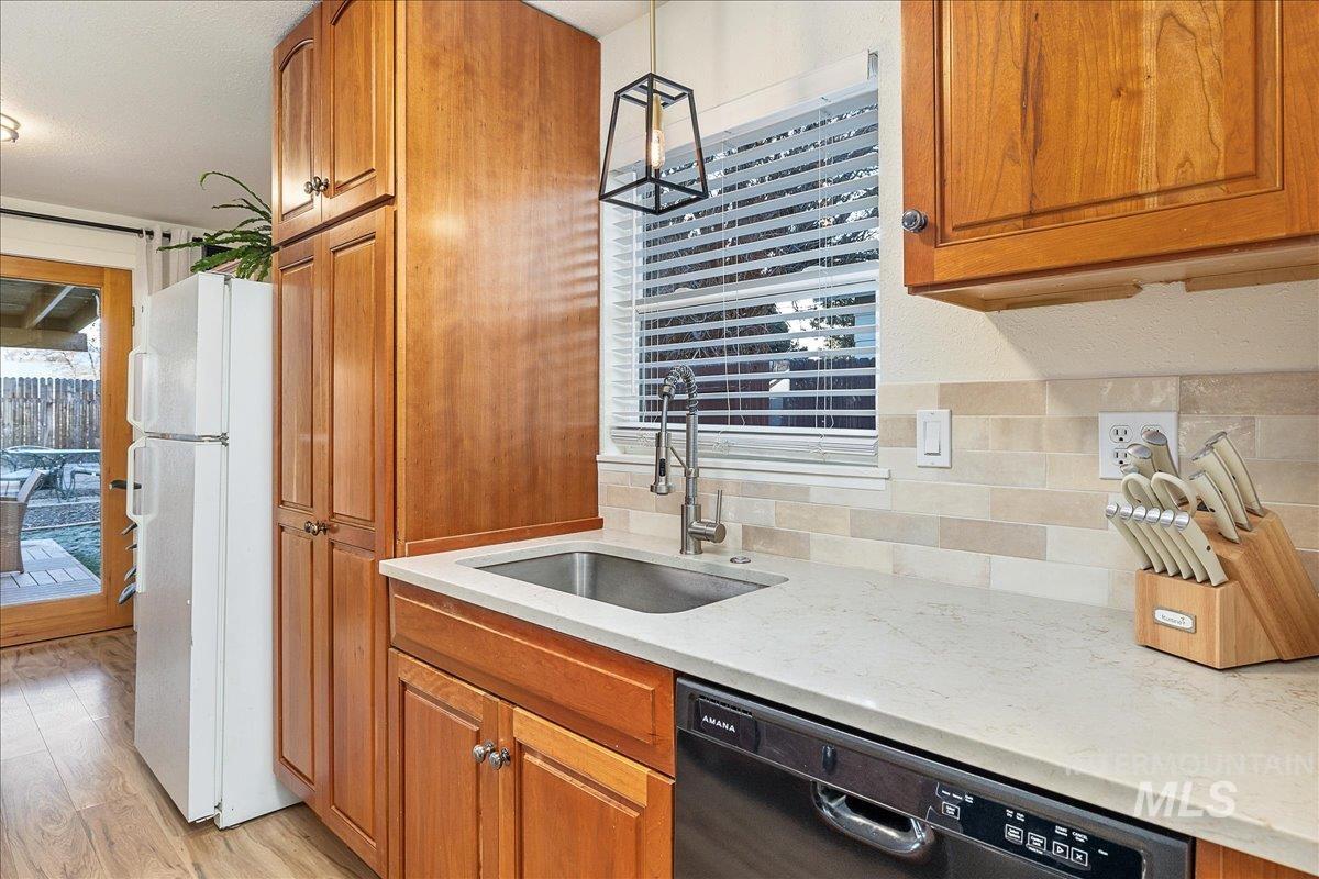 2480 South Virginia Avenue Boise, ID 83705 - Photo 15 of 38