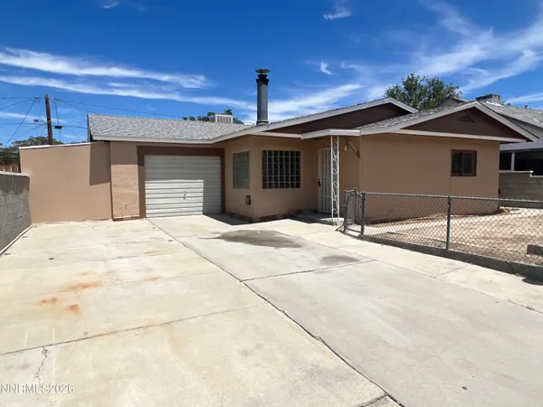 $219,900 | 117 West 4th Street, Hawthorne, NV 89415