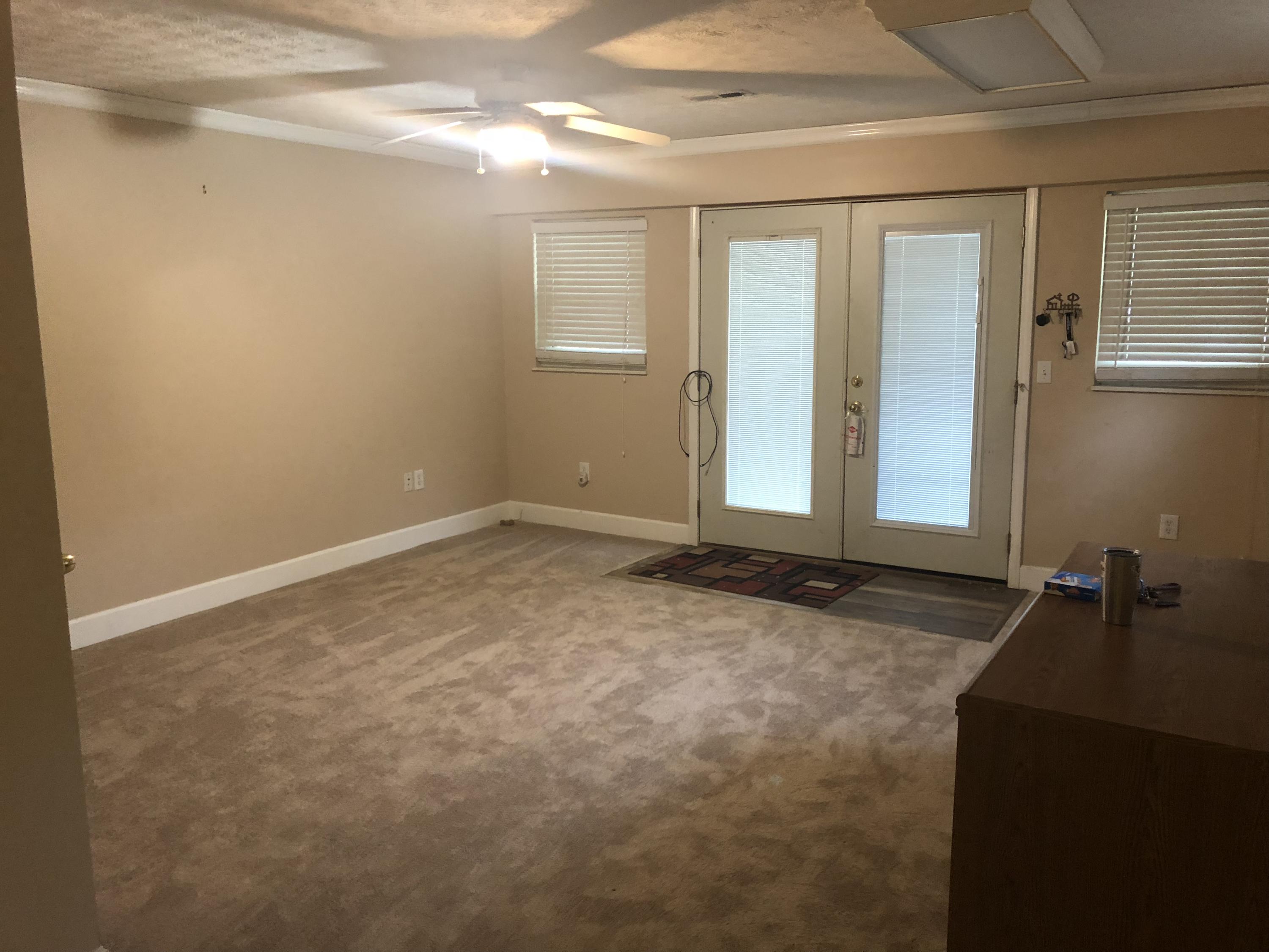 326 Gregg Road Powell, TN 37849 - Photo 23 of 33 Family Room View