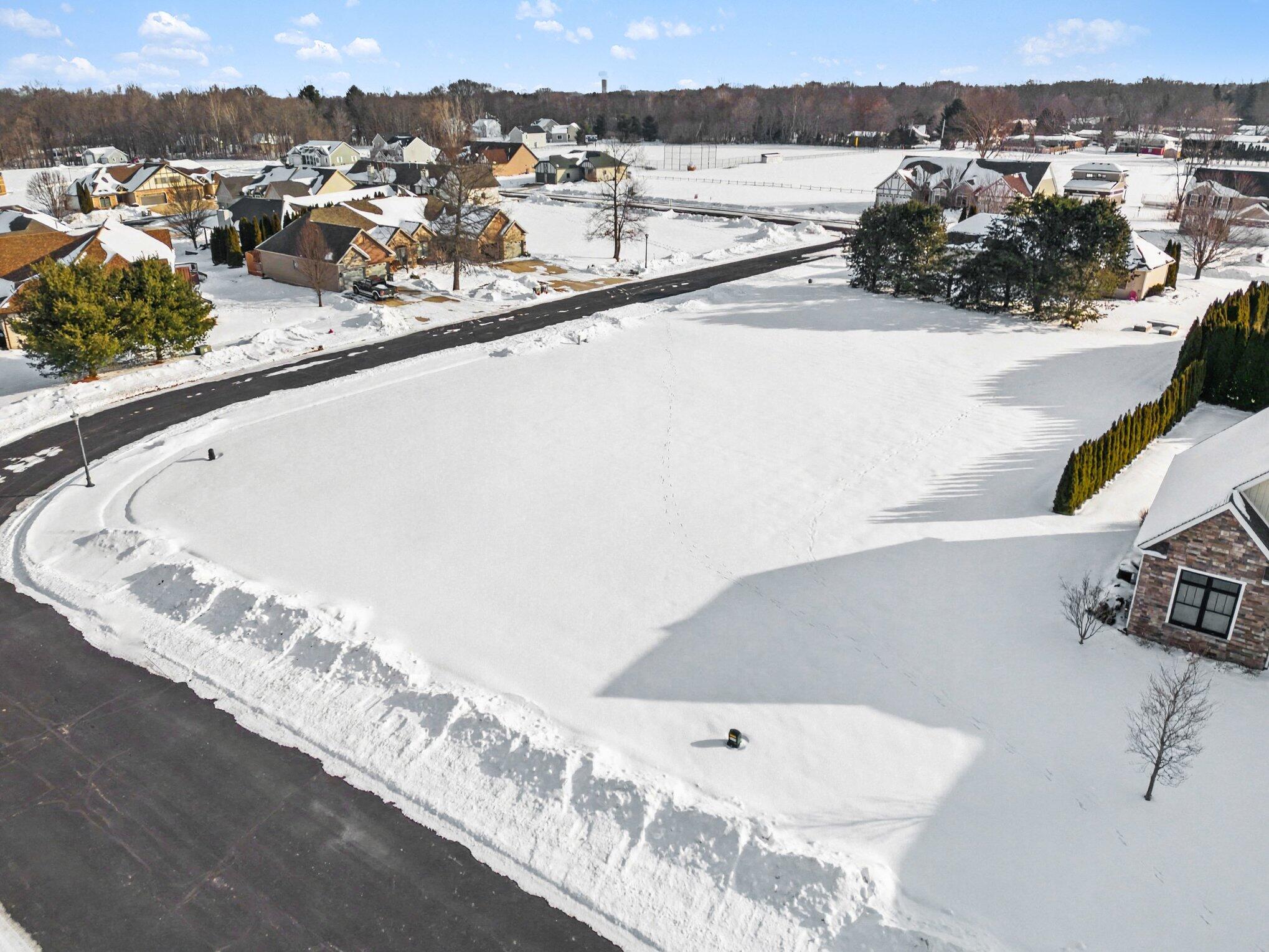 471 Wittenberg Path St. Joseph, MI 49085 - Photo 14 of 29 014_file_6381