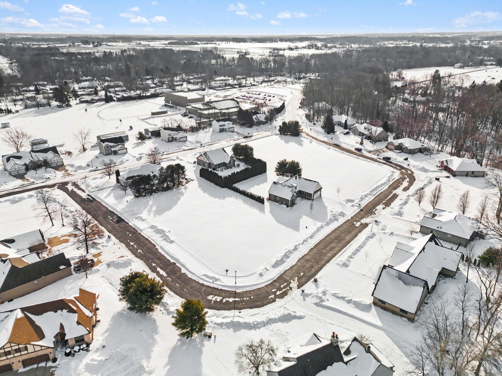 471 Wittenberg Path St. Joseph, MI 49085 - Photo 19 of 29 020_file_8132