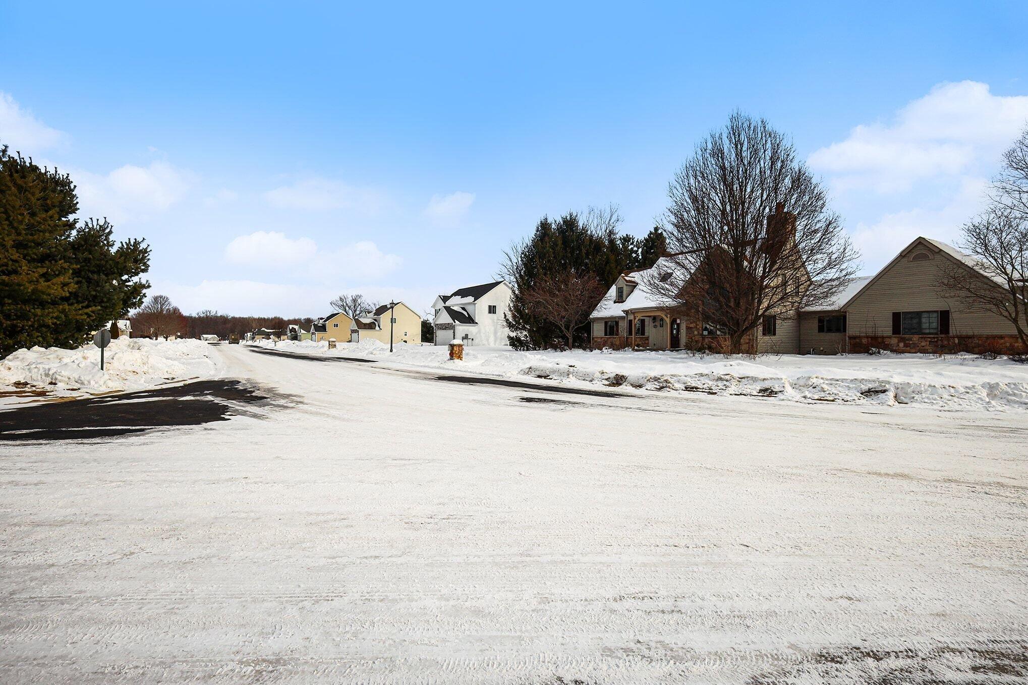 471 Wittenberg Path St. Joseph, MI 49085 - Photo 20 of 29 002_file_4357