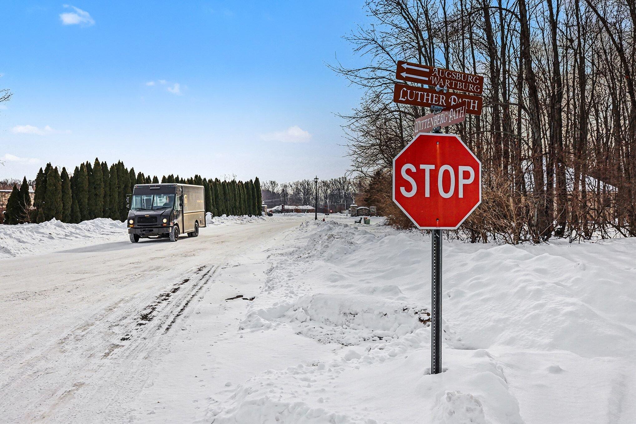471 Wittenberg Path St. Joseph, MI 49085 - Photo 21 of 29 004_file_2960