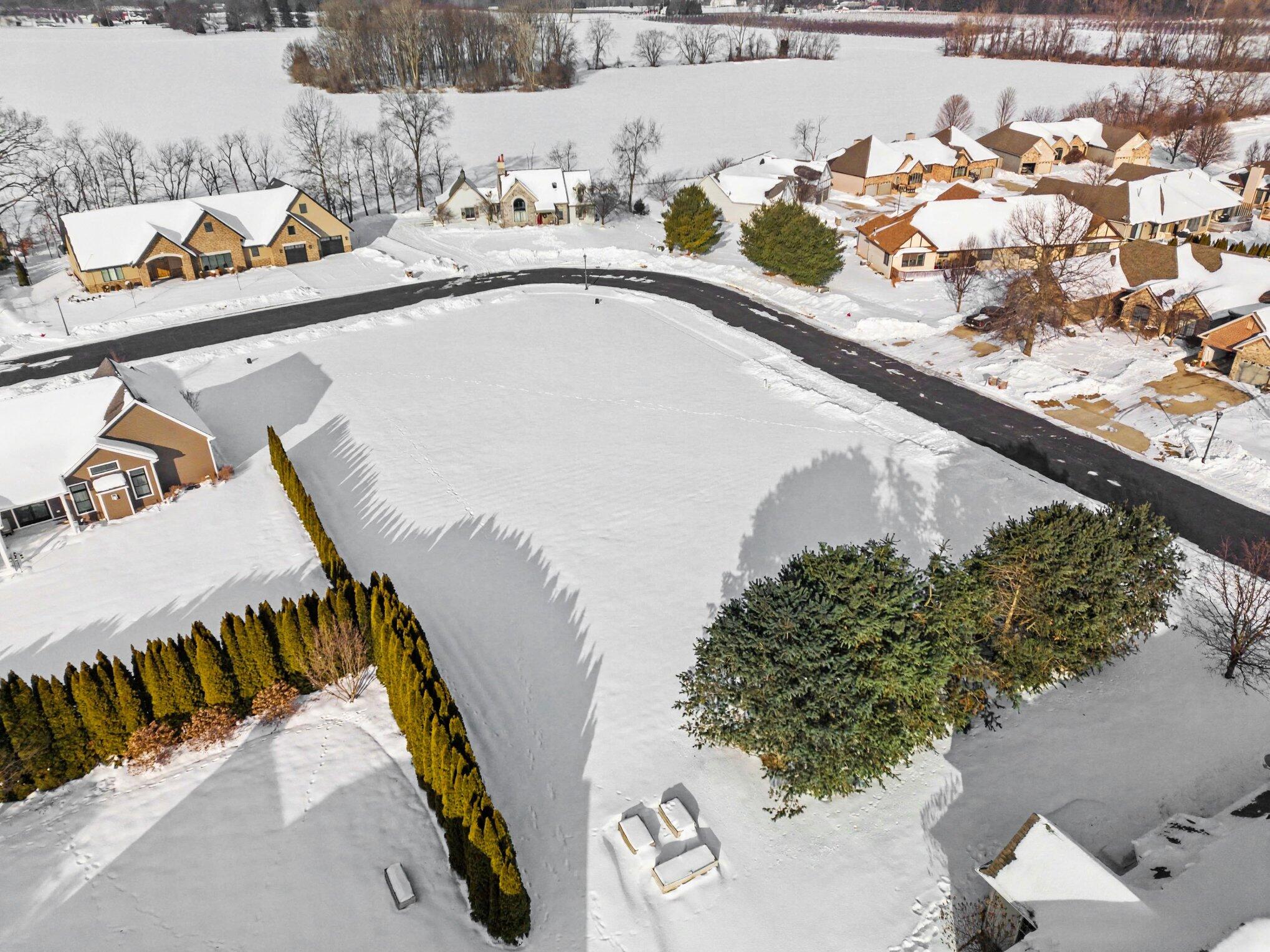 471 Wittenberg Path St. Joseph, MI 49085 - Photo 5 of 29 017_file_7094