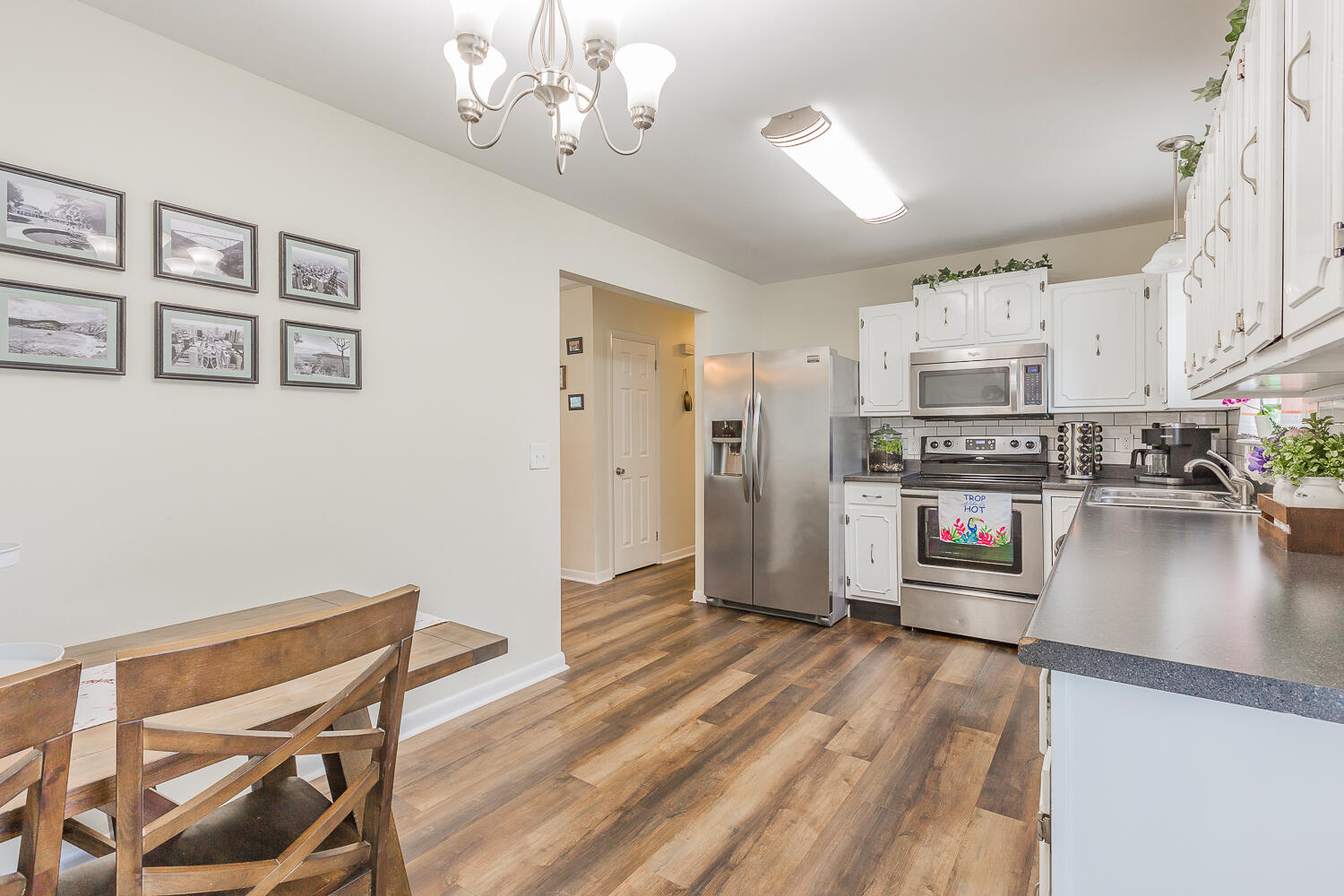 8536 Ricardo Lane Hixson, TN 37343 - Photo 11 of 44 8536 Ricardo Lane HD_-18