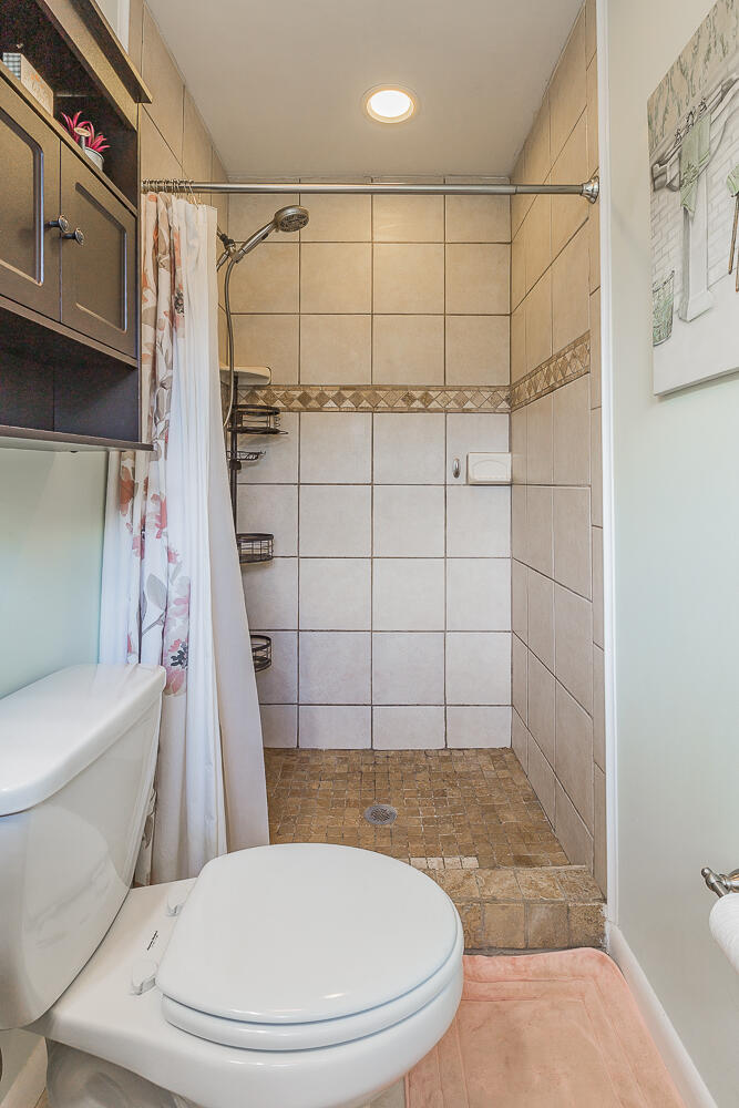 8536 Ricardo Lane Hixson, TN 37343 - Photo 18 of 44 8536 Ricardo Lane HD_-32