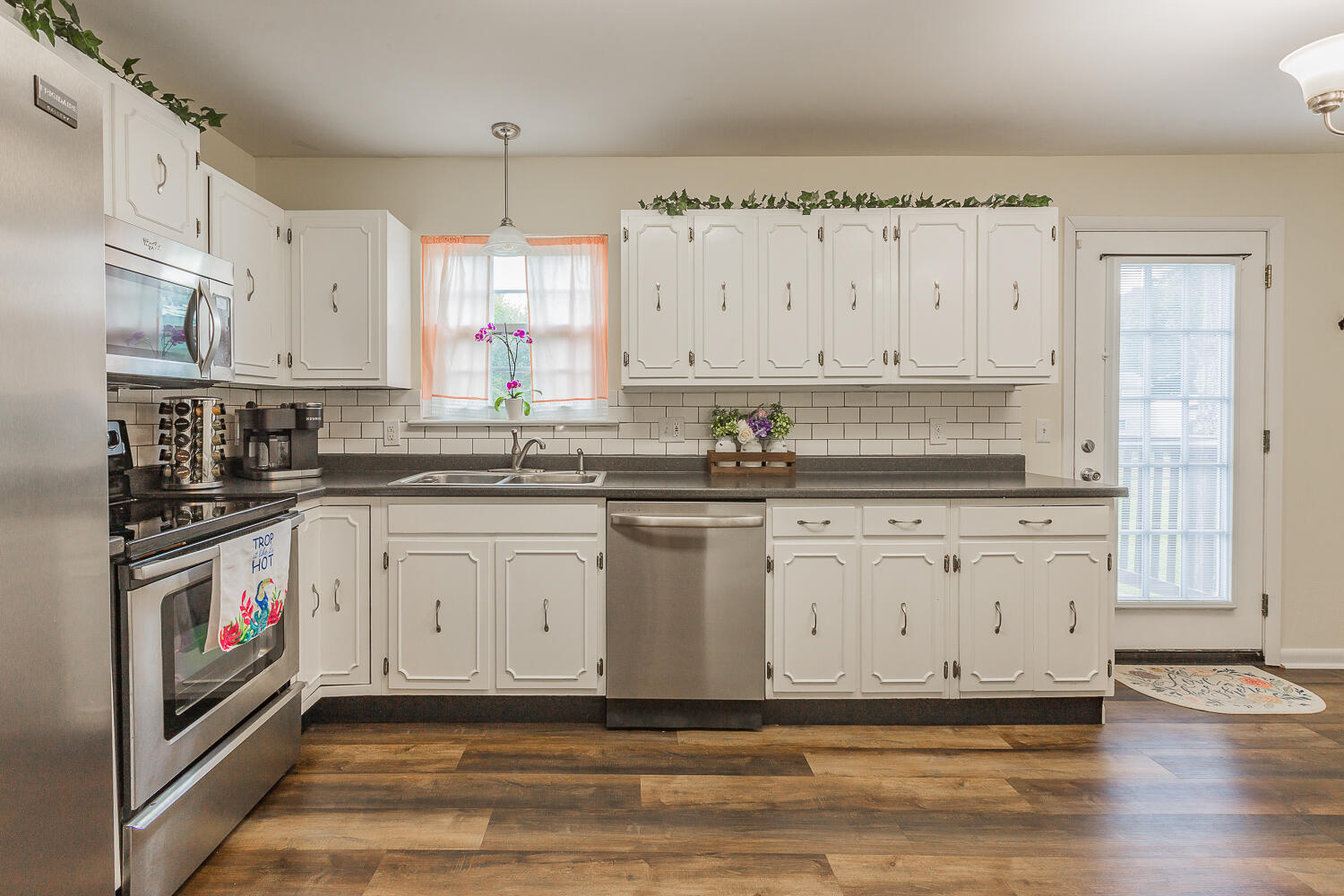 8536 Ricardo Lane Hixson, TN 37343 - Photo 8 of 44 8536 Ricardo Lane HD_-21