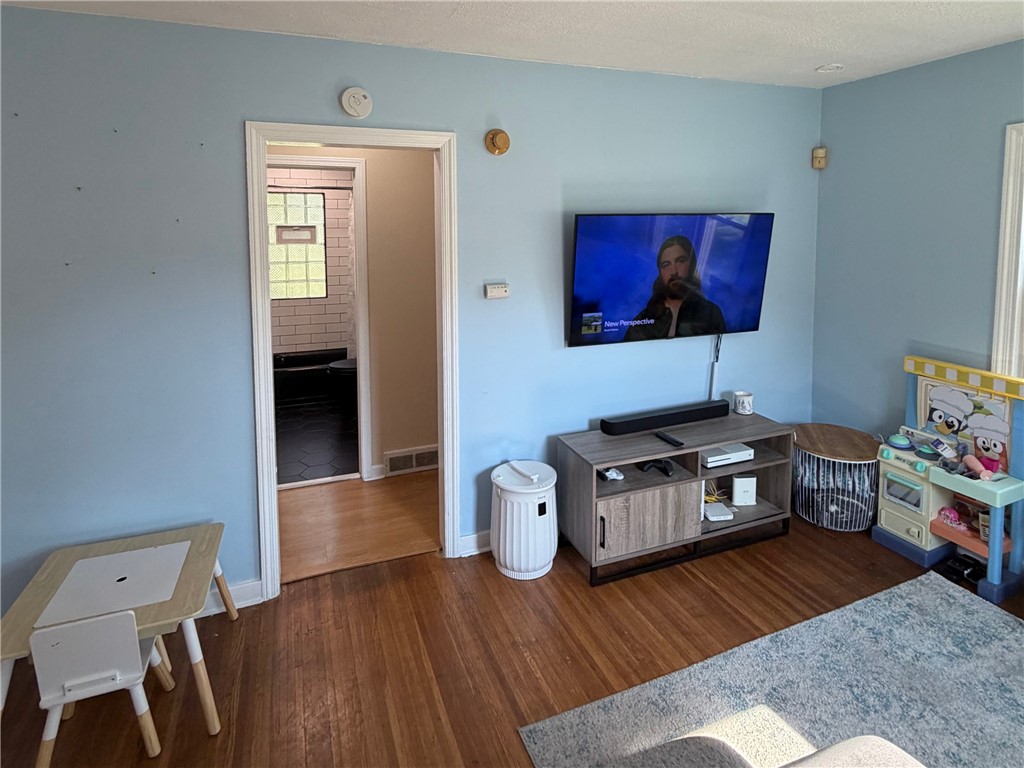 1060 Pixley Road Gates, NY 14624 - Photo 15 of 23