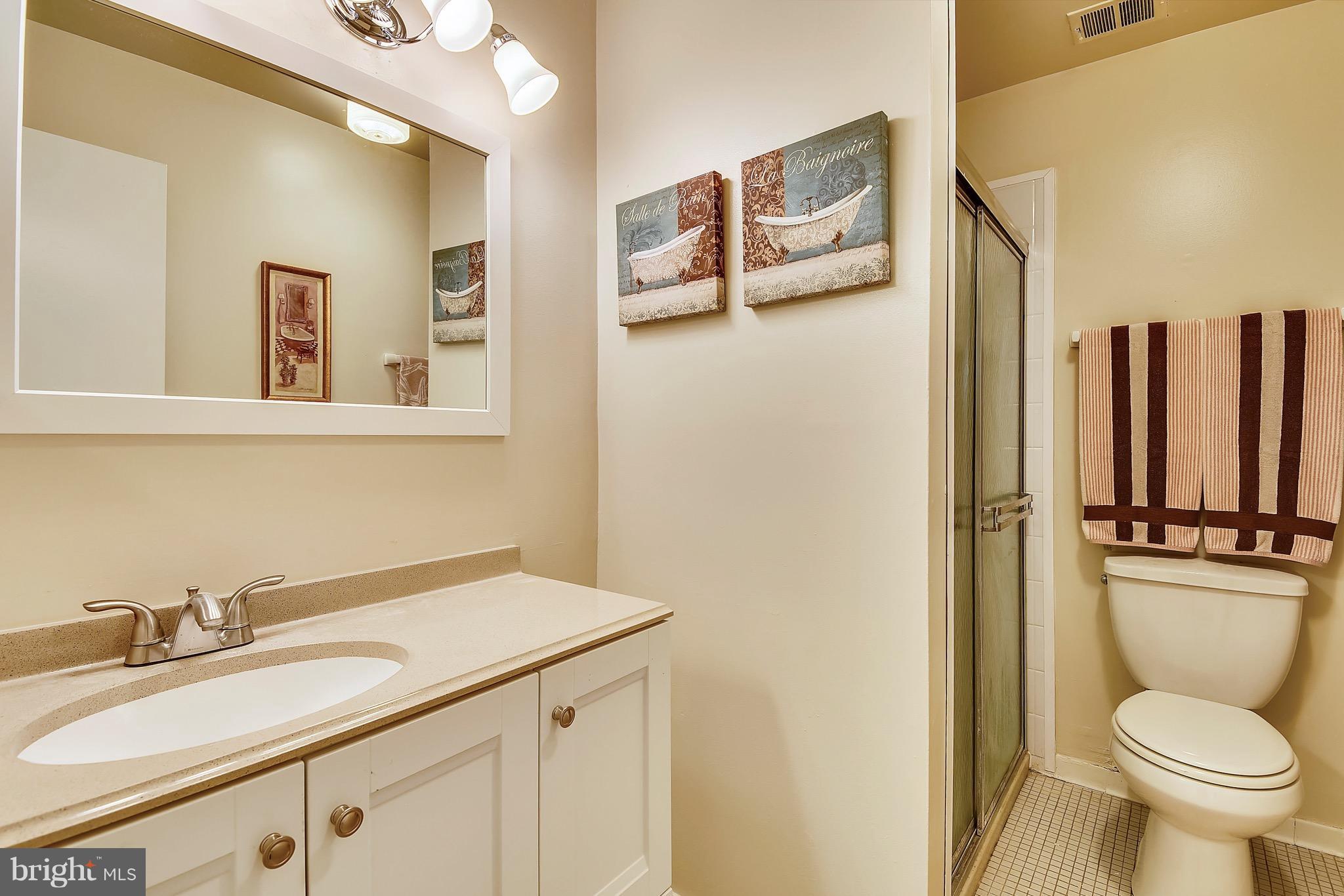 1817 Billman Lane Silver Spring, MD 20902 - Photo 11 of 18 Bath
