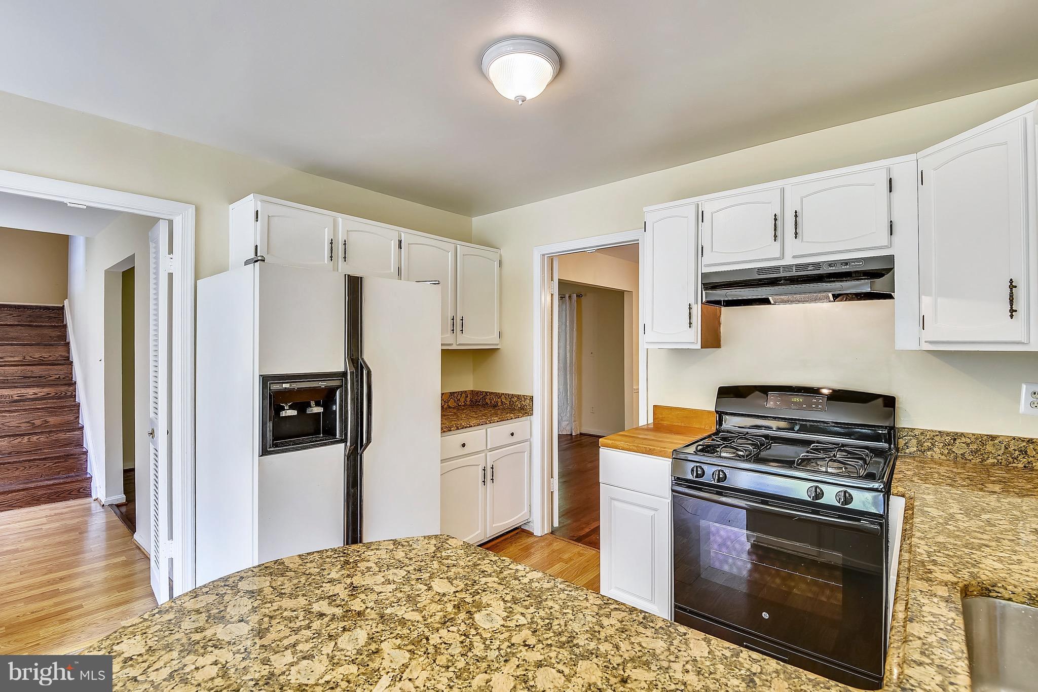 1817 Billman Lane Silver Spring, MD 20902 - Photo 3 of 18 Kitchen