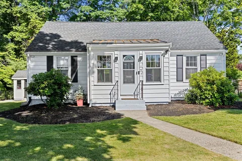 $585,000 | 197 White Street, Weymouth, MA 02190