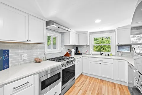 $585,000 | 197 White Street, Weymouth, MA 02190