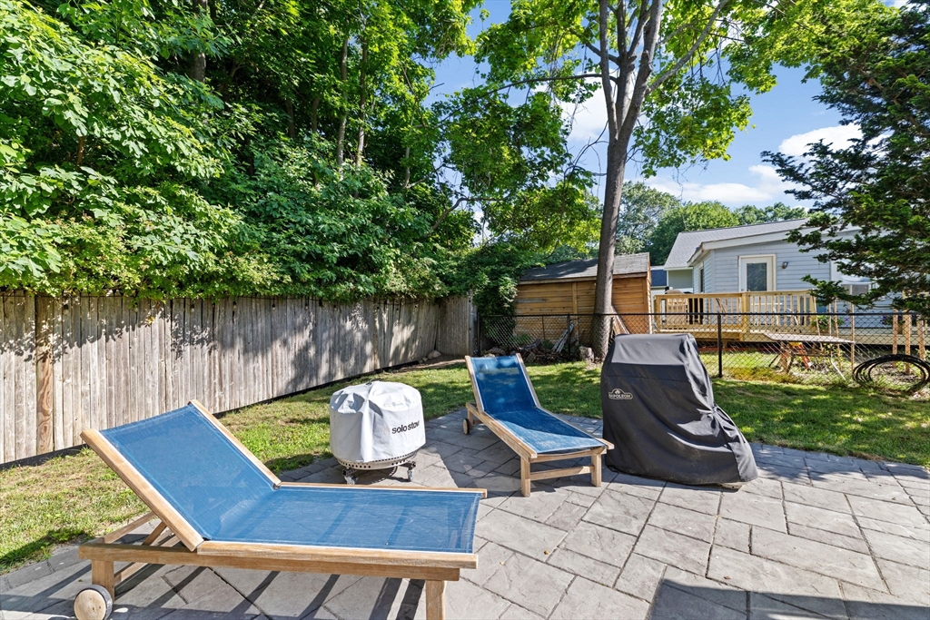 197 White Street Weymouth, MA 02190 - Photo 28 of 34