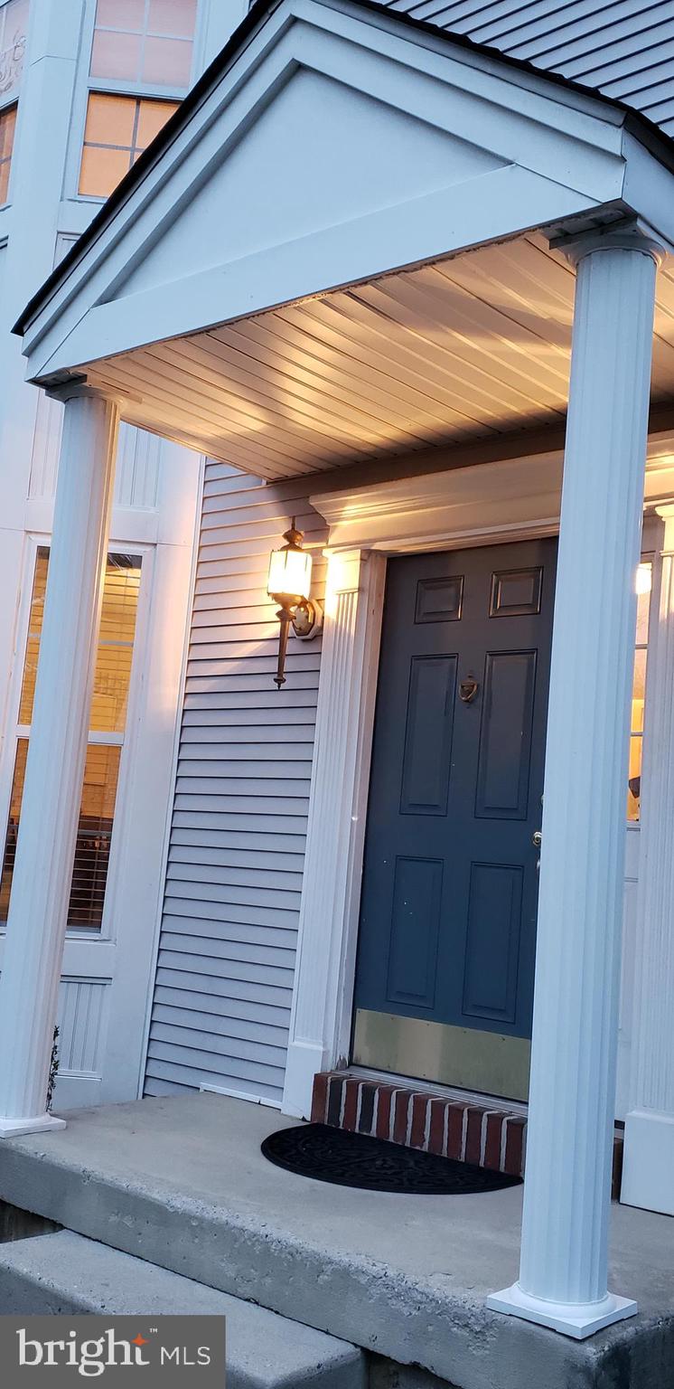10 Simons Way Huntingdon Valley, PA 19006 - Photo 3 of 41 Gallery Image 3