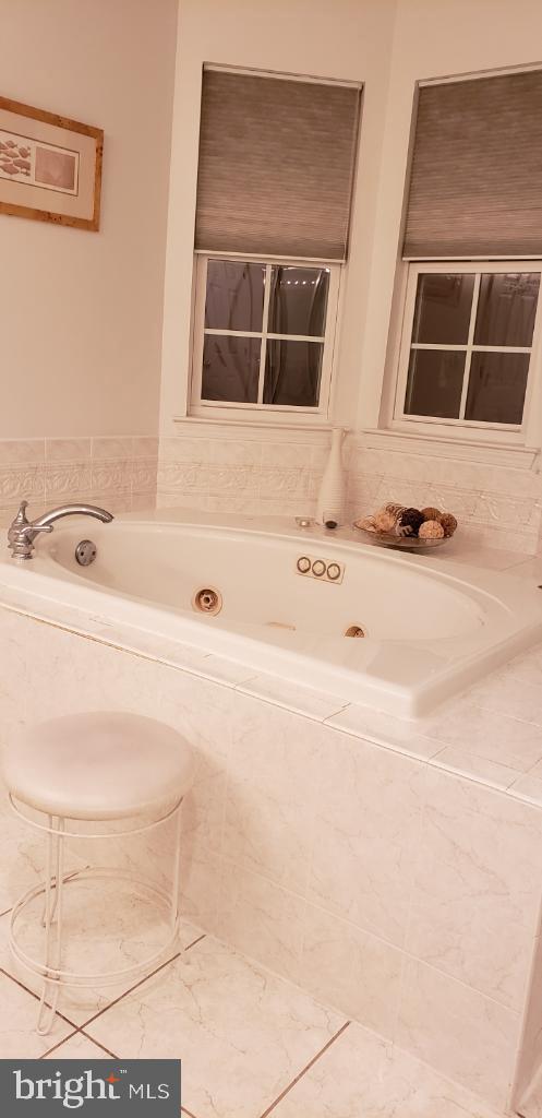 10 Simons Way Huntingdon Valley, PA 19006 - Photo 30 of 41 Gallery Image 30