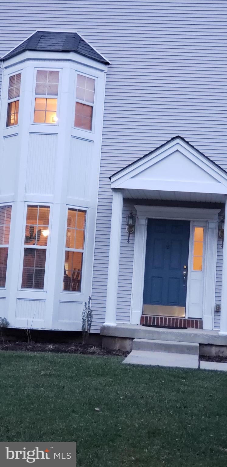 10 Simons Way Huntingdon Valley, PA 19006 - Photo 4 of 41 Gallery Image 4